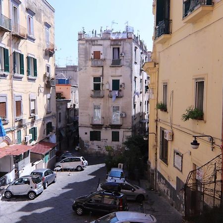 Casa In Piazza Apartment Наполи Екстериор снимка