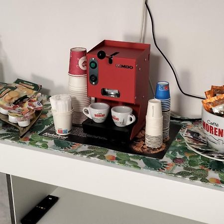 Casa In Piazza Apartment Наполи Екстериор снимка