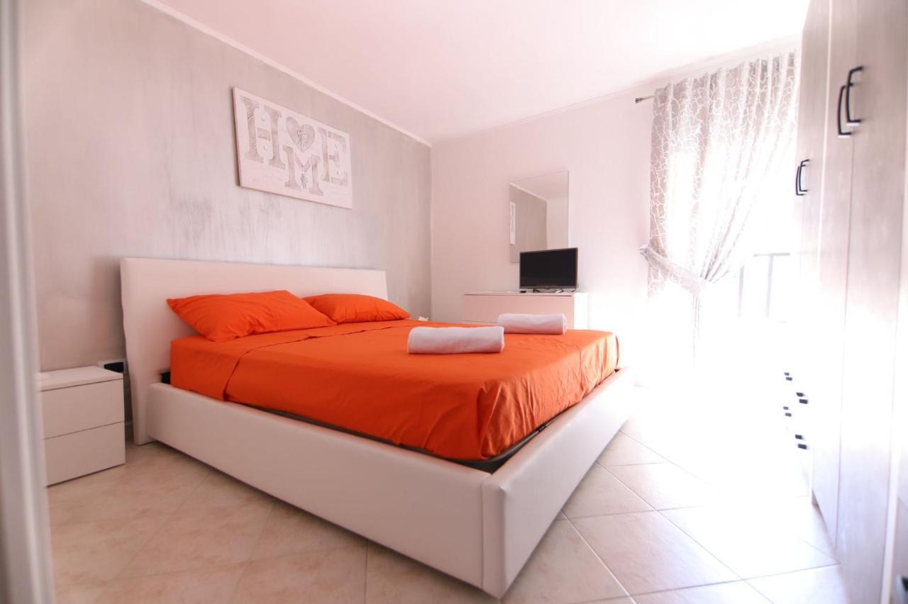 Casa In Piazza Apartment Наполи Екстериор снимка