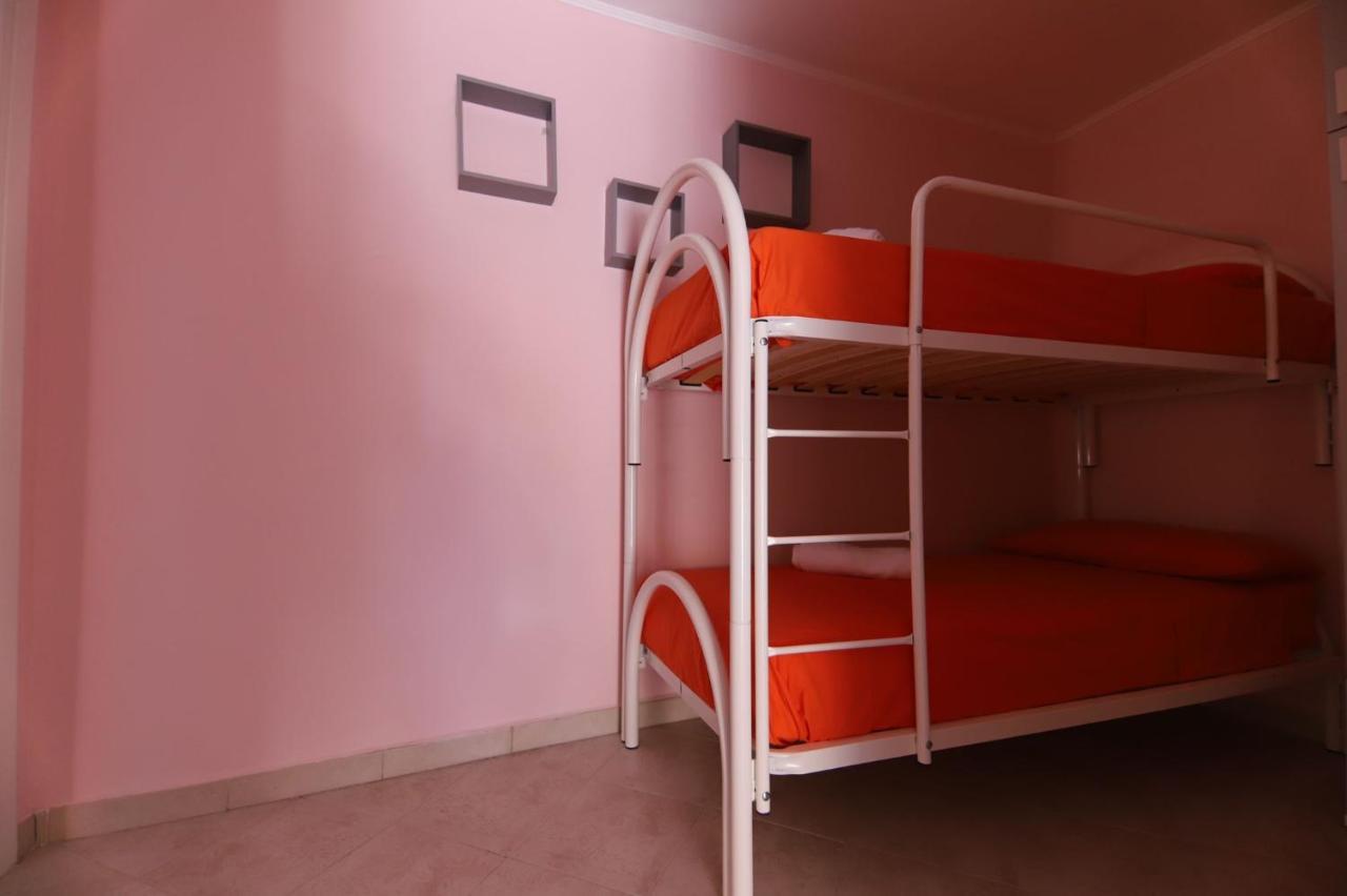 Casa In Piazza Apartment Наполи Екстериор снимка